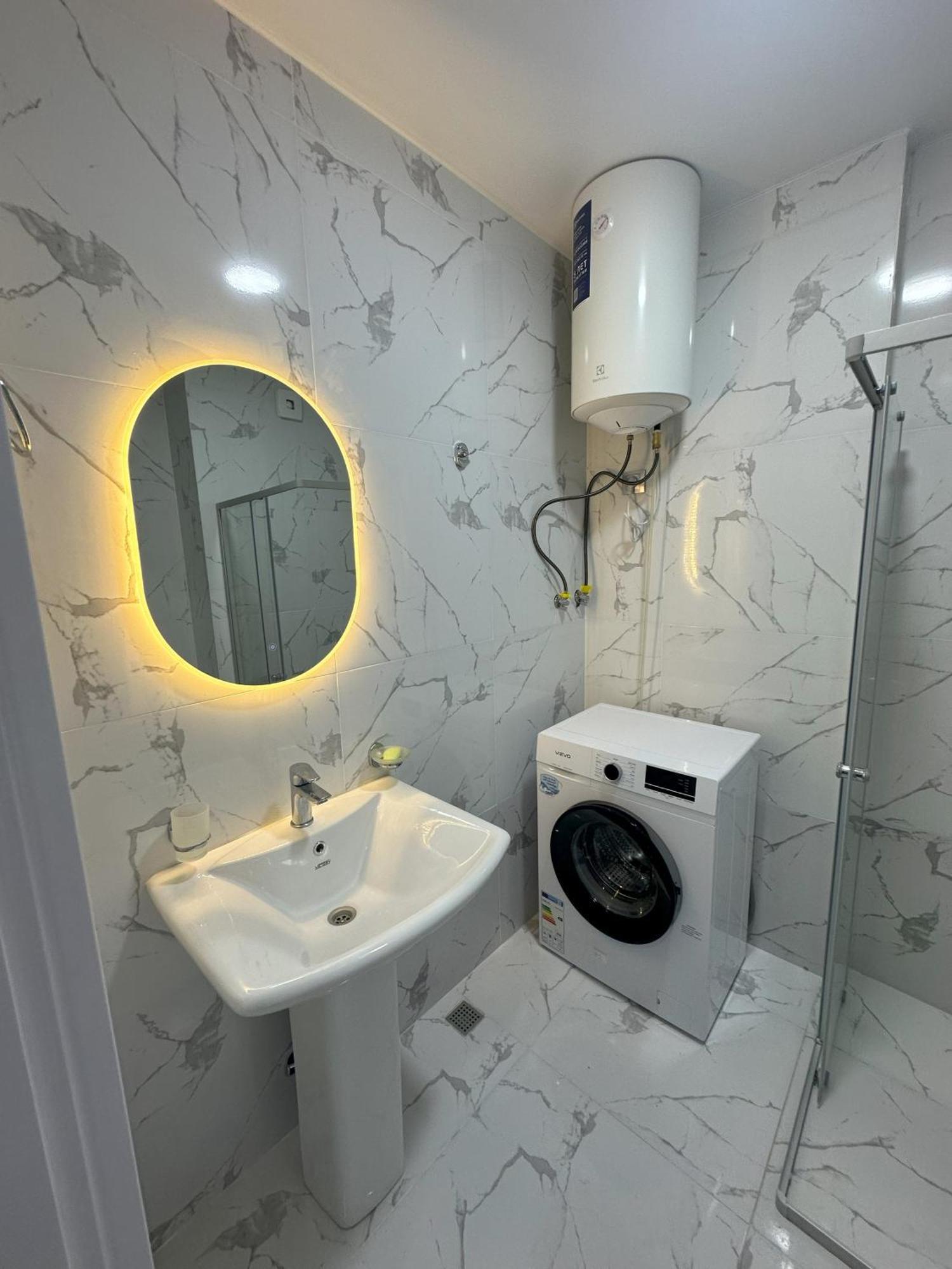 Bi Residence Sea View Luxury บาทูมิ ภายนอก รูปภาพ