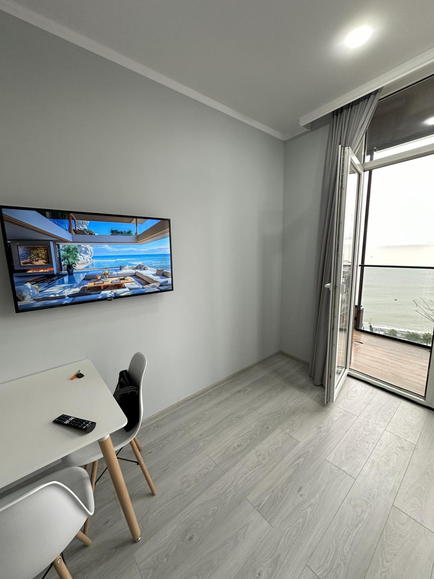 Bi Residence Sea View Luxury บาทูมิ ภายนอก รูปภาพ